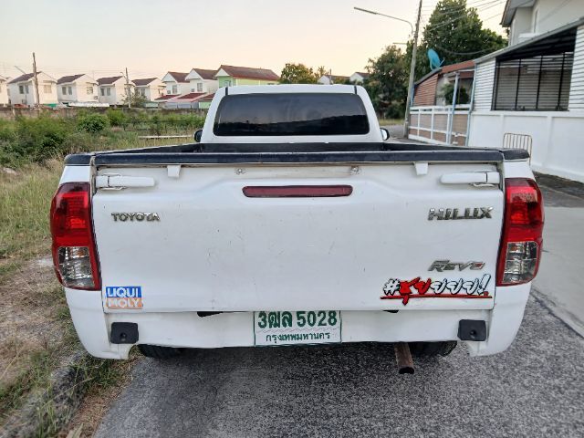 Toyota Hilux Revo 2018 2.4 J Plus Pickup ดีเซล ไม่ติดแก๊ส เกียร์ธรรมดา ขาว รูปที่ 3