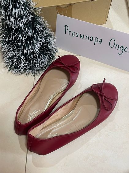 รองเท้าส้นแบน รูปที่ 2