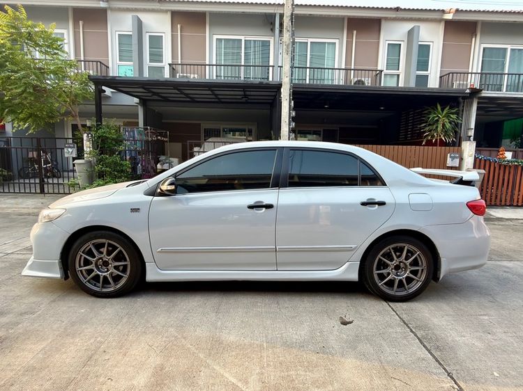 Toyota Altis 2012 1.6 G Sedan เบนซิน LPG เกียร์อัตโนมัติ ขาว รูปที่ 4