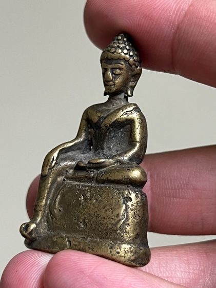 พระหล่อเก่า รูปที่ 6