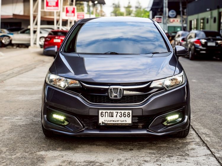 Honda Jazz 2017 1.5 V Sedan เบนซิน ไม่ติดแก๊ส เกียร์อัตโนมัติ เทา รูปที่ 2
