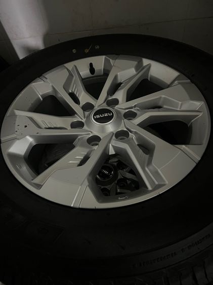 ยางรถยนต์ใหม่ รูปที่ 9