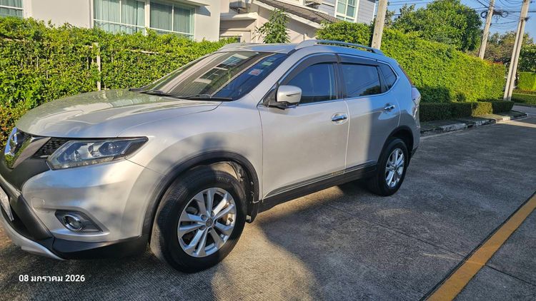 Nissan X-Trail 2018 2.0 V 4WD Utility-car เบนซิน ไม่ติดแก๊ส เกียร์อัตโนมัติ บรอนซ์เงิน รูปที่ 2
