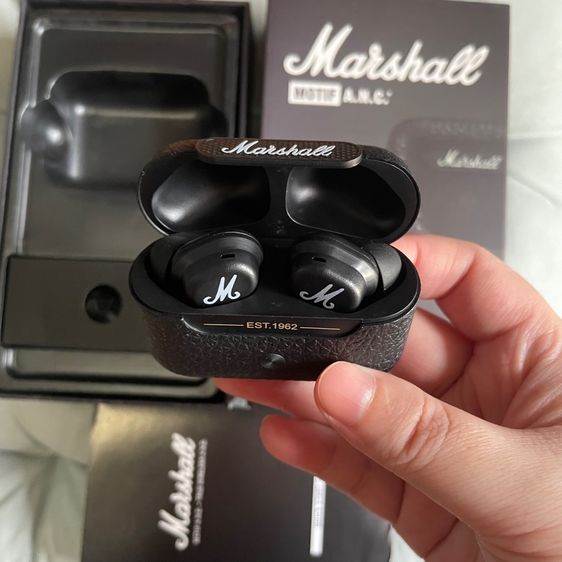 หูฟังบลูทูธ มาแชล มือ1 ซื้อมา 1800 ขายต่อ 550 พร้อมกล่อง ไม่มีตำหนิ  รูปที่ 4