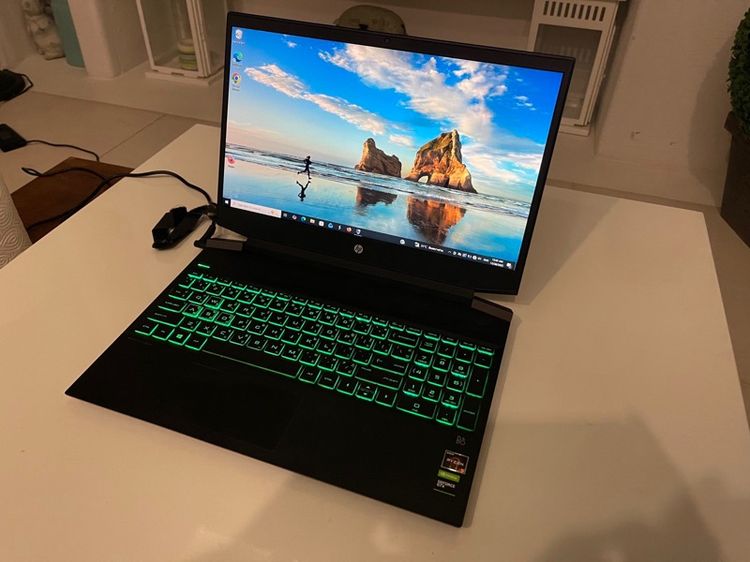 HP Pavilion Gaming 15 laptop โน๊ตบุ๊กเกมมิ่งเเรง ๆ สวย ๆ สภาพเหมือนของใหม่ เจ้าของใช้งานน้อยมาก รูปที่ 2