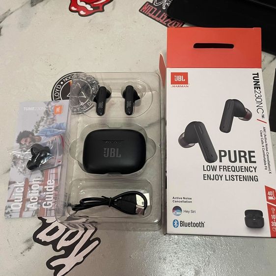 หูฟังบลูทูธ JBL มือ1 ซื้อมา 1700 ขายต่อ 550 พร้อมกล่อง ไม่มีตำหนิ รูปที่ 2