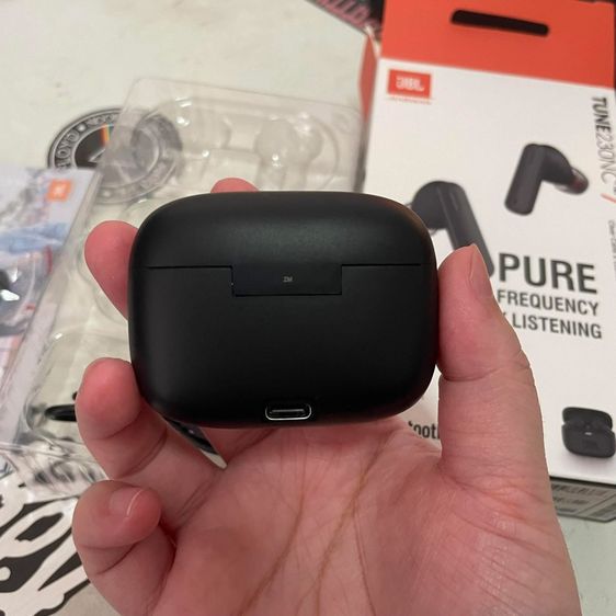 หูฟังบลูทูธ JBL มือ1 ซื้อมา 1700 ขายต่อ 550 พร้อมกล่อง ไม่มีตำหนิ รูปที่ 6