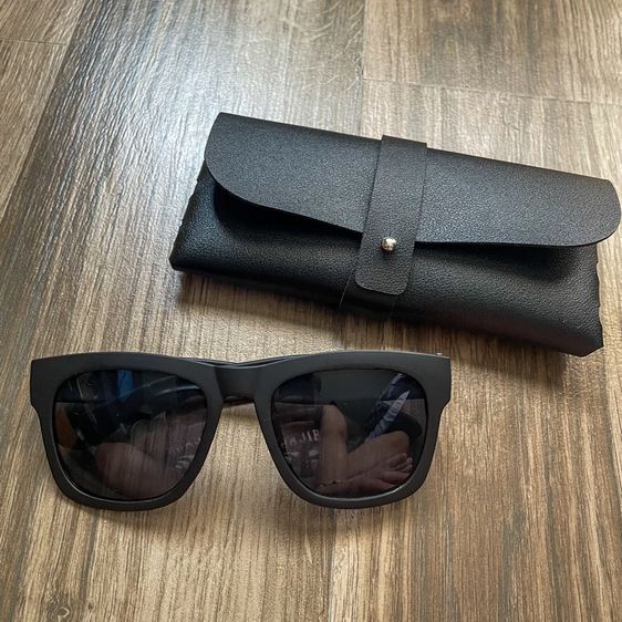 แว่นตากันแดด พร้อมกล่อง รูปที่ 2