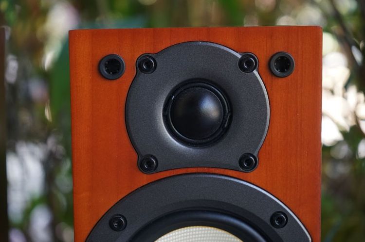 ลำโพง ONKYO D-207M บุคเชลล์ตัวเล็กเสียงดีตู้ผิวไม้แท้  รูปที่ 9