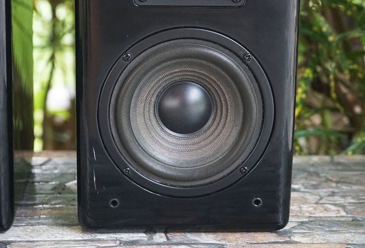 ลำโพง บุคเชลล์ดำเปียโนสวยๆ เสียงดี  สำหรับคนไม่ยืดติด  รูปที่ 7