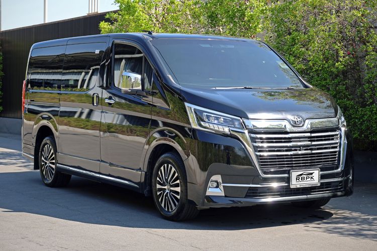 Toyota Majesty 2020 2.8 Premium Van เบนซิน ไม่ติดแก๊ส เกียร์อัตโนมัติ ดำ รูปที่ 4