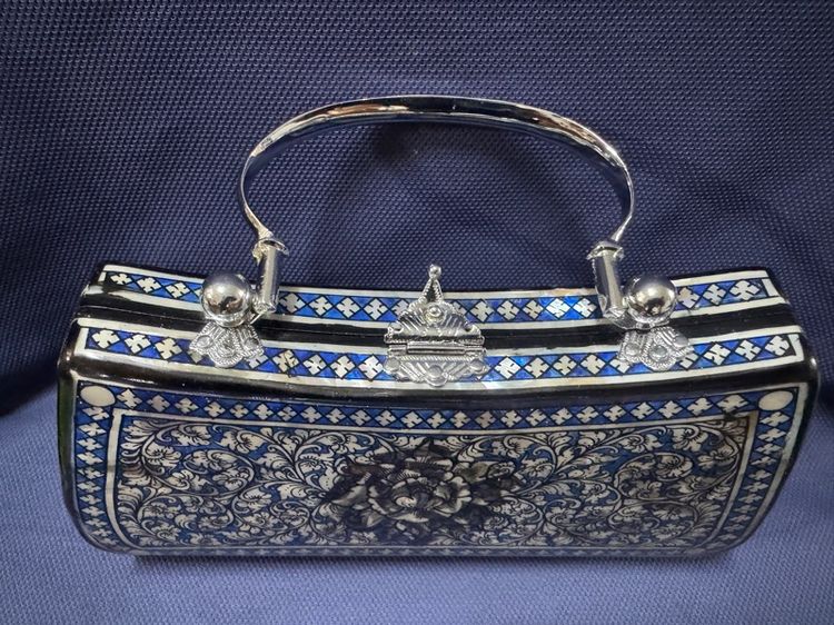 กระเป๋าถือประดับมุก รูปที่ 2