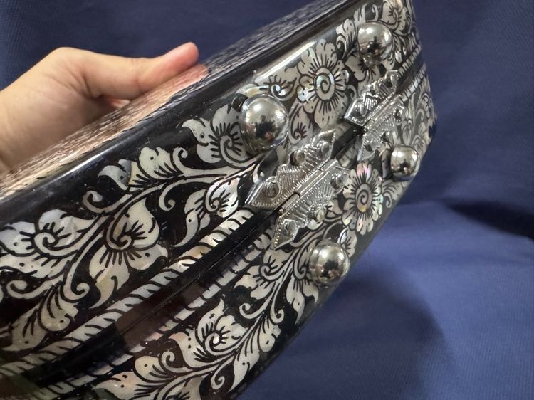 กระเป๋าถือประดับมุก รูปที่ 3