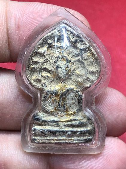 พระปรกโพธิ์เชียงแสนปิดทองเดิม