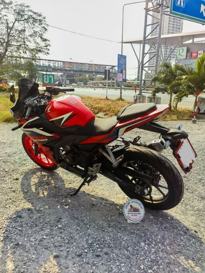อยู่ตรงข้ามห้างเซ็นทรัลชลบุรี Honda CBR150R เบอร์ABS รถสภาพดี สดผ่อน รูปที่ 6