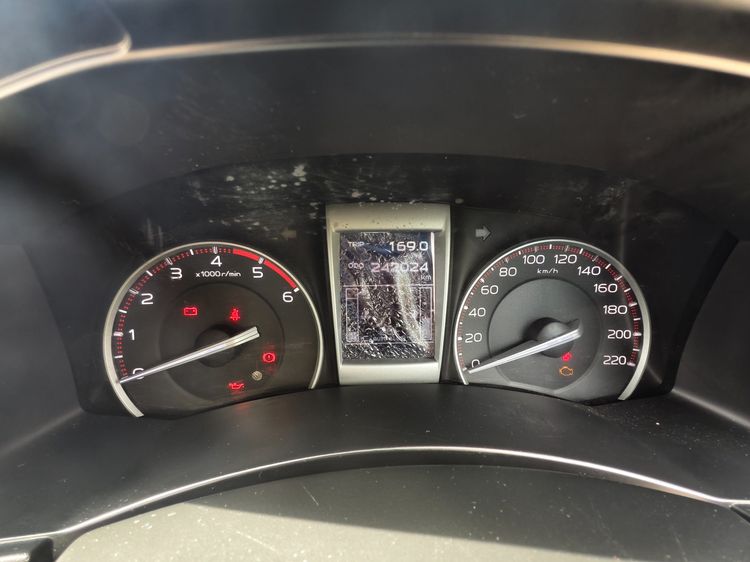 Isuzu D-MAX 2013 3.0 V-Cross Z Prestige 4WD Pickup ดีเซล เกียร์ธรรมดา ดำ รูปที่ 4