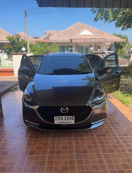 Mazda Mazda 2 2021 1.3 C Sports Sedan เบนซิน ไม่ติดแก๊ส เกียร์อัตโนมัติ เทา รูปที่ 3