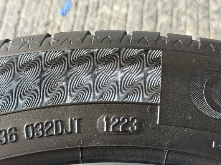 Toyota Altis ขอบ 16 นิ้ว 🛞 รูปที่ 5