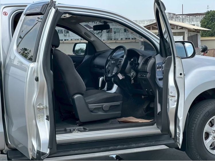Isuzu D-MAX 2019 1.9 Z Pickup ดีเซล ไม่ติดแก๊ส เกียร์อัตโนมัติ บรอนซ์เงิน รูปที่ 4