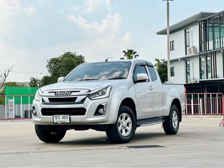 รถ Isuzu D-MAX 1.9 Z สี บรอนซ์เงิน