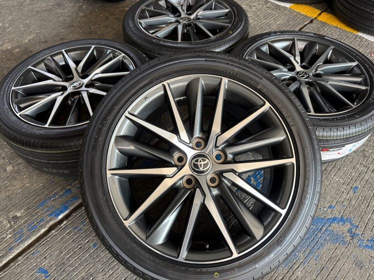 18" Toyota Camry Mc ขอบ 18 นิ้ว Top 💢