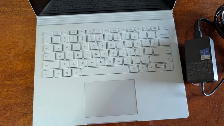 ขายซาก Surface Book 1 (จอ 13.5" RAM 8GB) สำหรับทำอะไหล่ รูปที่ 4