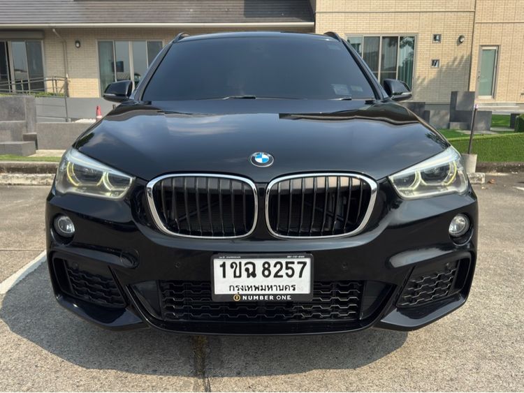 BMW X1 2020 2.0 sDrive20d M Sport ดีเซล เกียร์อัตโนมัติ ดำ รูปที่ 2