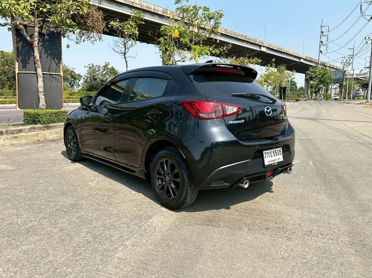 Mazda Mazda 2 2017 1.3 High Connect Sedan เบนซิน ไม่ติดแก๊ส เกียร์อัตโนมัติ ดำ รูปที่ 4