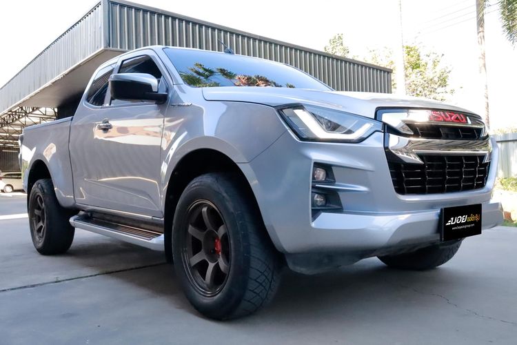 Isuzu D-MAX 2021 3.0 Hi-Lander Z Prestige Pickup ดีเซล ไม่ติดแก๊ส เกียร์ธรรมดา เทา รูปที่ 3