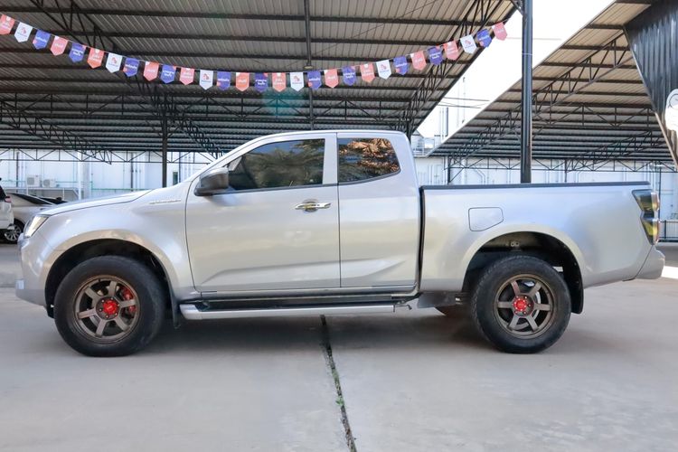 Isuzu D-MAX 2021 3.0 Hi-Lander Z Prestige Pickup ดีเซล ไม่ติดแก๊ส เกียร์ธรรมดา เทา รูปที่ 4