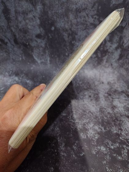 ธนบัตรยกแหนบ 100 ใบ เรียงเลข ธนบัตร 60 บาท (บัตรธนาคาร 60 บาท) พระบาทสมเด็จพระเจ้าอยู่หัว รัชกาลที่ 9 เฉลิมพระชนมพรรษาครบ 5 รอบ พ.ศ.2530 ไม่ รูปที่ 3