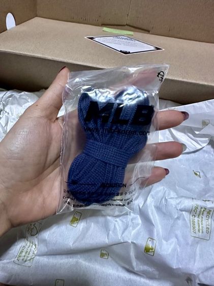 รองเท้าผ้าใบ MLB มือ1 ซื้อที่ CentralWorld ค่ะ รูปที่ 5