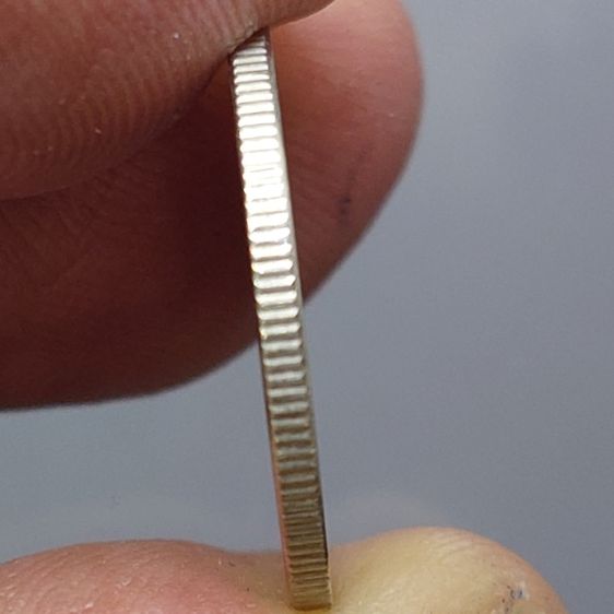 เหรียญกษาปณ์หมุนเวียนชนิดราคา 1 บาท รัชกาลที่ 10 บอร์คพิเศษ เป็นเหรียญ นอกระบบ พระเศียรตรง สภาพสวย หายากมาก ราคายังไม่แรงมาก สภาพสวย น่าสะสม รูปที่ 5