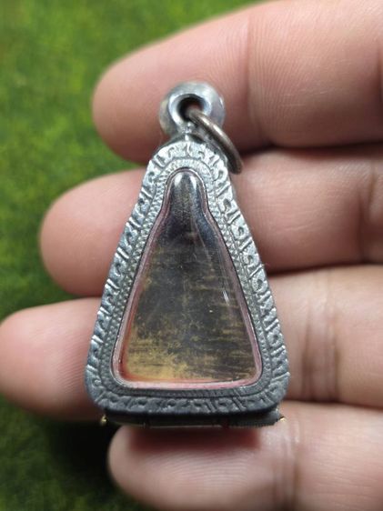 พระเหรียญจอบหลวงพ่อเงินวัดบางคลานเก่าๆ รูปที่ 2