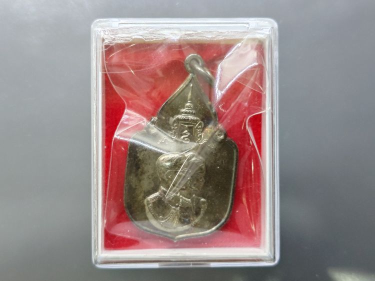 เหรียญที่ระลึกสมโภชน์ช้างเผือก 3 เชือก เพชรบุรี เนื้อเงิน พ.ศ.2521 (บล็อกช้างไม่มีจุด นิยม หายาก) รูปที่ 7