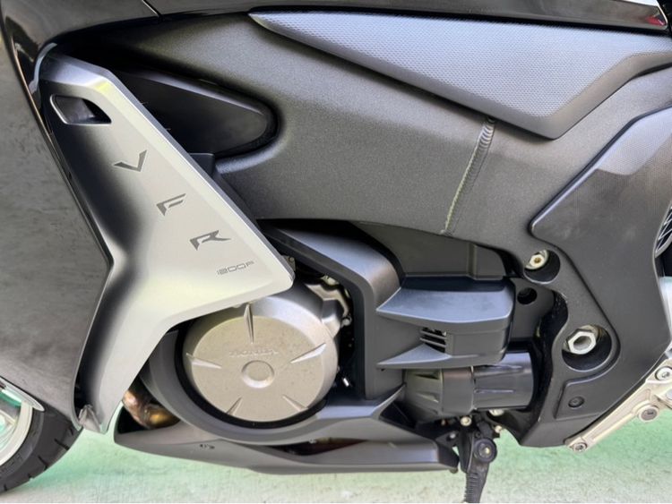 Honda VFR1200FD ปี2014 จด2017 วิ่ง5,000 รูปที่ 18
