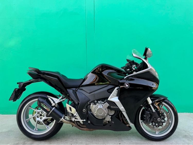 รุ่นอื่นๆ Honda VFR1200FD ปี2014 จด2017 วิ่ง5,000
