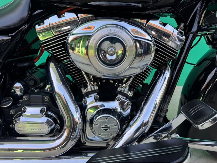 Harley-Davidson Street glide ปี2012 สีดำ   รูปที่ 6