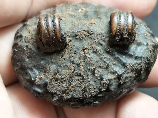 เบี้ยแก้ถักเชือกลงรักครับเขย่ามีเสียงนิ่มๆครับ รูปที่ 5