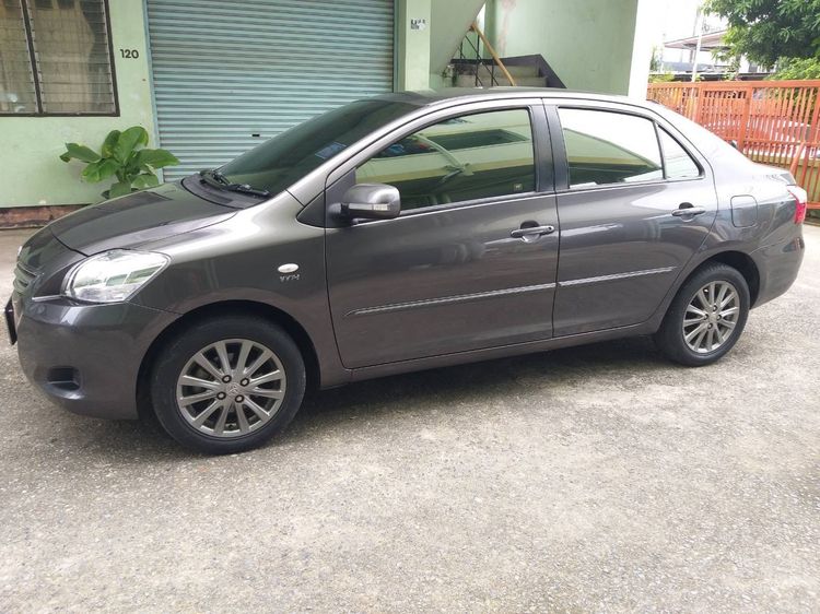 Toyota Vios 2013 1.5 E Sedan เบนซิน ไม่ติดแก๊ส เกียร์อัตโนมัติ เทา รูปที่ 3