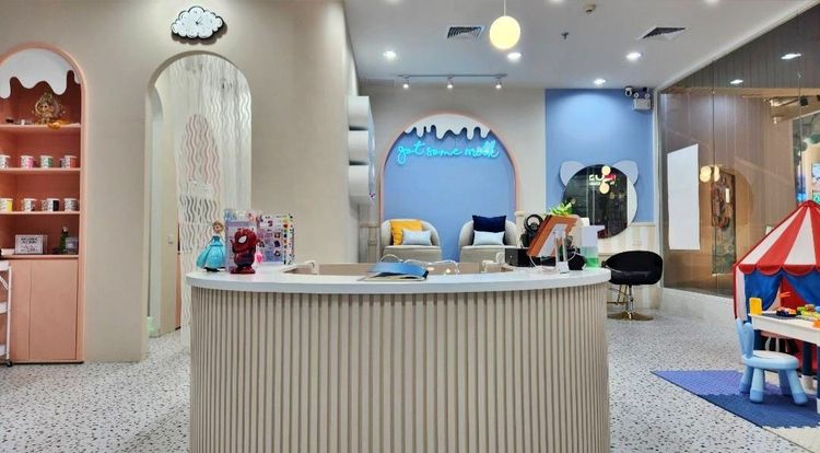 ร้านเสริมสวย เซ้งร้านตัดผม ในห้าง The Mall บางกะปิ โซนEducation ติด HarborLand สวนน้ำเปิดใหม่