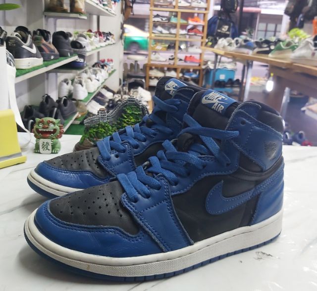 💢Nike Air Jordan1 รองเท้าผ้าใบหุ้มข้อมือสอง ไซส์ 39 สภาพสวย   รูปที่ 3