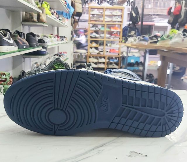 💢Nike Air Jordan1 รองเท้าผ้าใบหุ้มข้อมือสอง ไซส์ 39 สภาพสวย   รูปที่ 5