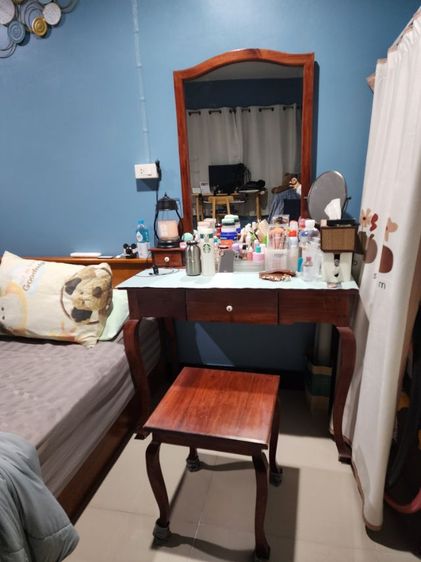 น้ำตาล อื่นๆ โต๊ะเครื่องแป้ง ไม้จริงทุกชิ้น ราคาถูก พร้อมปล่อย มาขนเองลดอีก