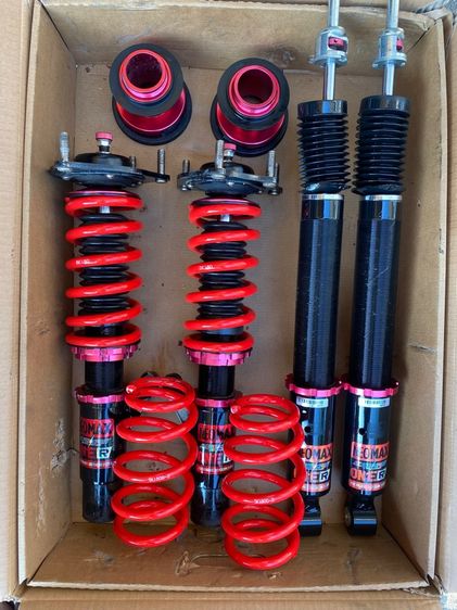 โช๊คสตรัท Silver Neo Max One ตรงรุ่น Civic Fc Fe Fk