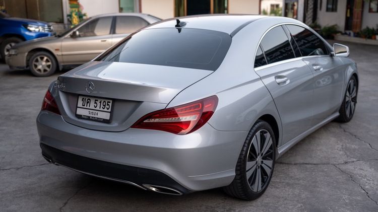 Mercedes-Benz CLA-Class 2017 CLA200 Sedan เบนซิน ไม่ติดแก๊ส เกียร์อัตโนมัติ บรอนซ์เงิน รูปที่ 4