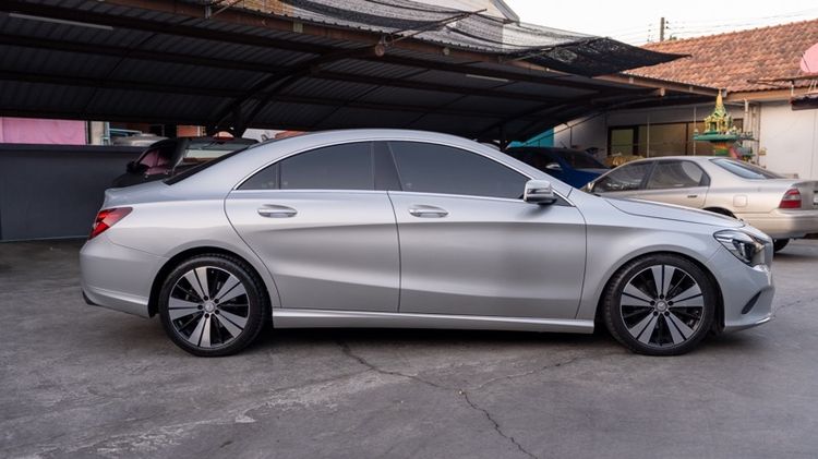 Mercedes-Benz CLA-Class 2017 CLA200 Sedan เบนซิน ไม่ติดแก๊ส เกียร์อัตโนมัติ บรอนซ์เงิน รูปที่ 3