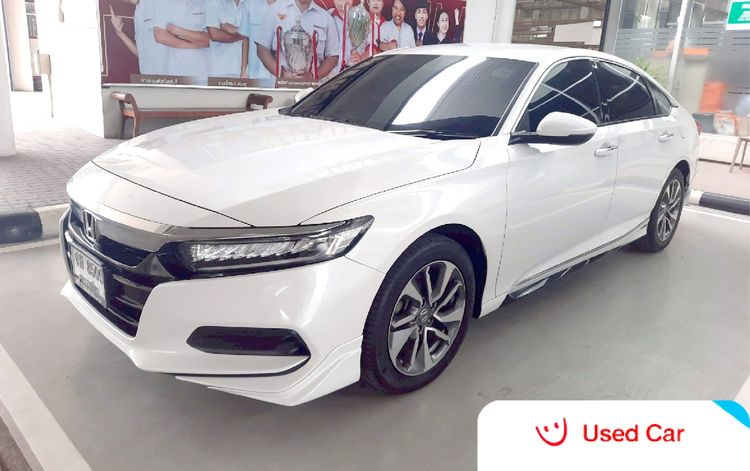 รถ Honda Accord 1.5 Turbo EL สี ขาว