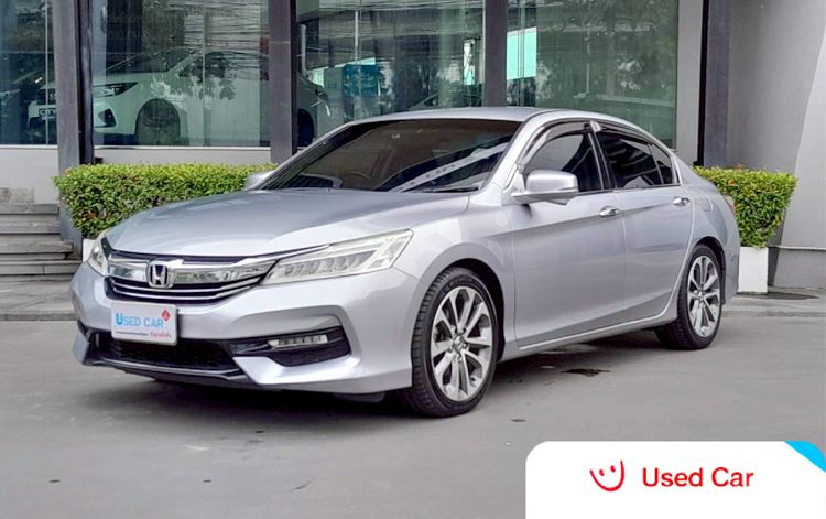 รถ Honda Accord 2.0 EL สี บรอนซ์เงิน