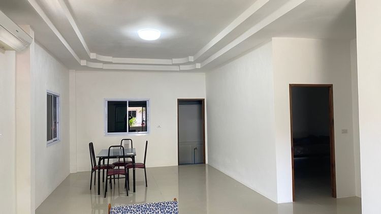 AP (Thailand) ตกแต่งครบ ใช่ บ้านเดี่ยวทำเลทองพร้อมอยู่หมู่บ้านเพรชนราติดสถานนีตำรวจภูทอนชัยบุรีและที่ว่าการอ.ชัยบุรี รูปที่ 3